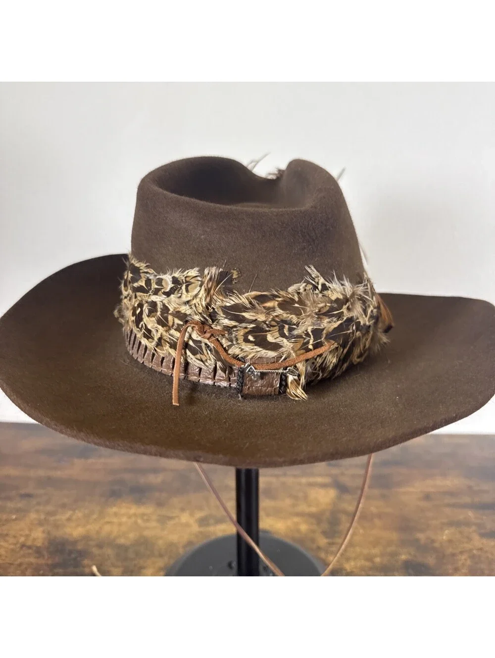 Vintage Stetson 3X Beaver Western Cowboy Hat Size 7 1978 Feather Band Brown EUC